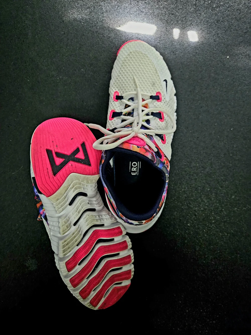 NIKE Free METCON 4 Floral Print Running Shoes - White & Multicolor